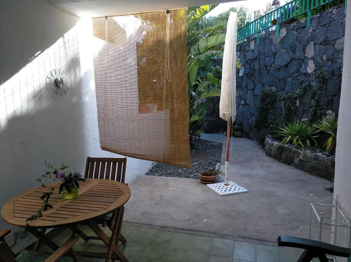 2 Calle Las Azucenas Playa Del Aguila  Appartement