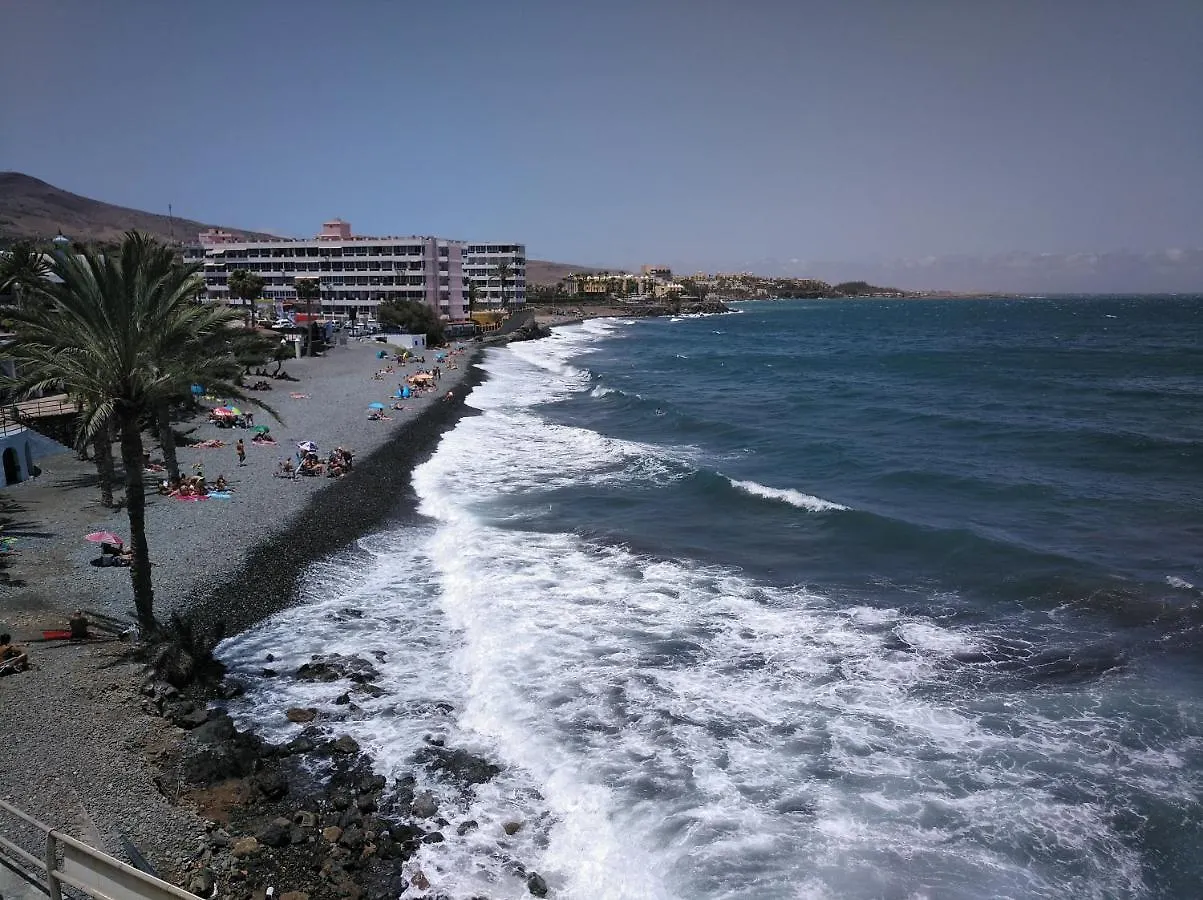 2 Calle Las Azucenas Playa Del Aguila